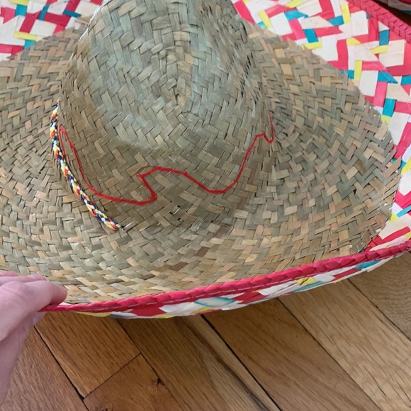 Set of 2 Sombreros (red) - Picture 3 of 5